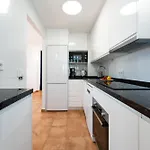 Nautico アパート